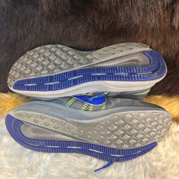 Nike shoes, 10.5 (6019) - Picture 7 of 7